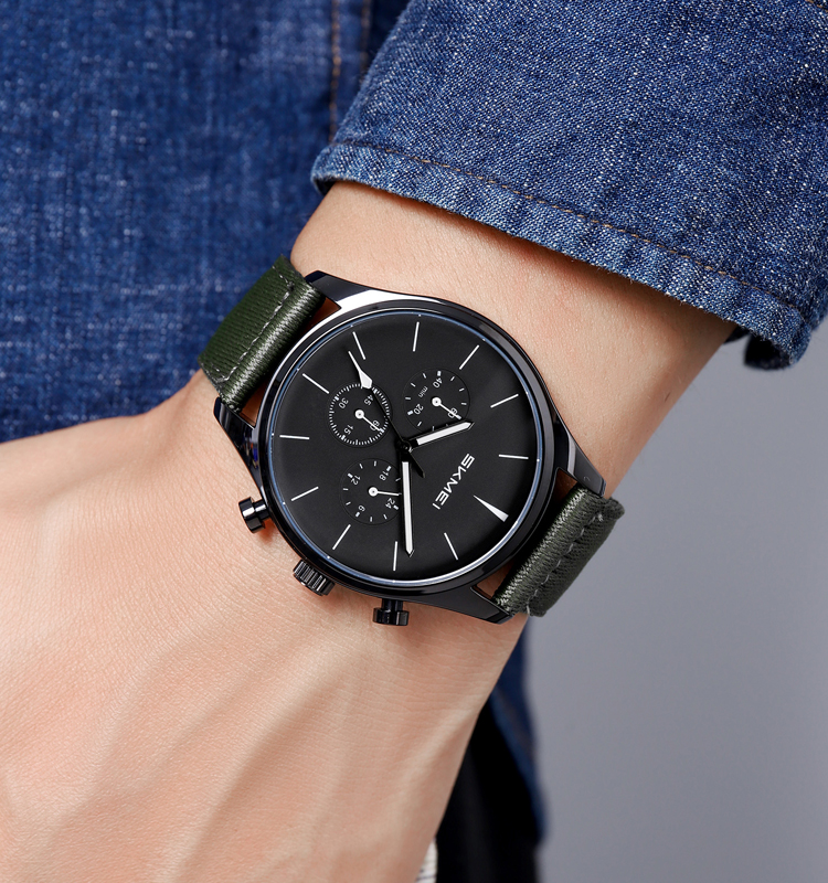 Montre pour homme Chronographe ( Bracelet en nylon )